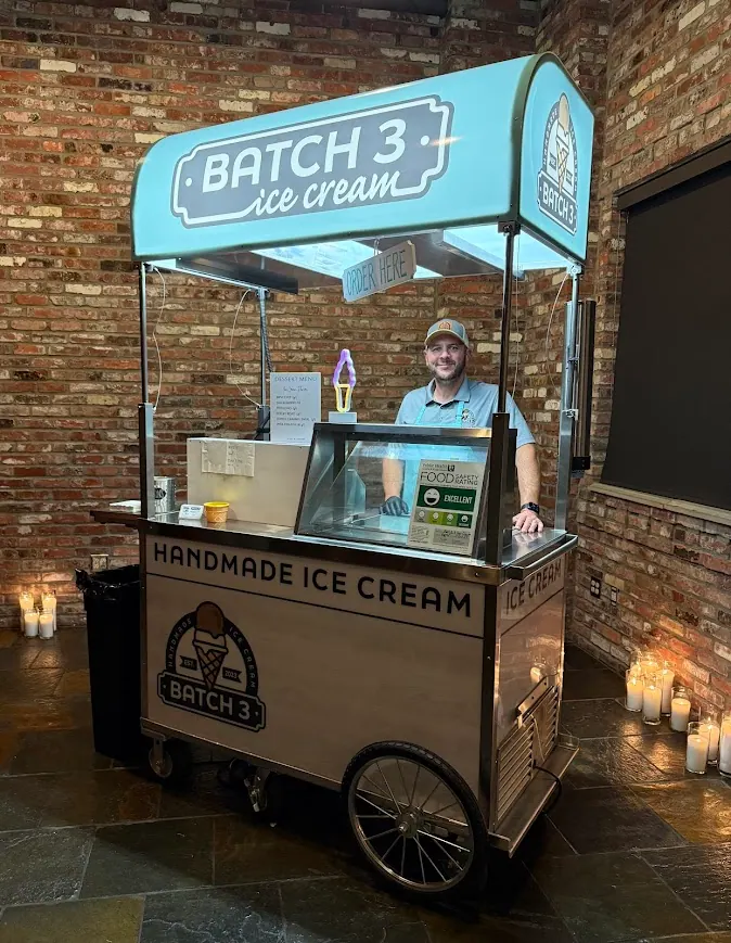 Batch 3 ice cream cart at a wedding